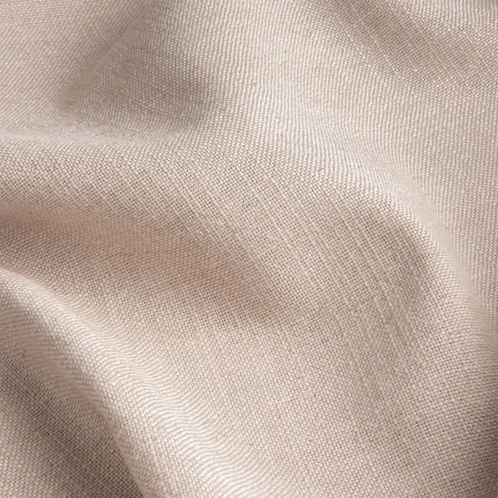 229005