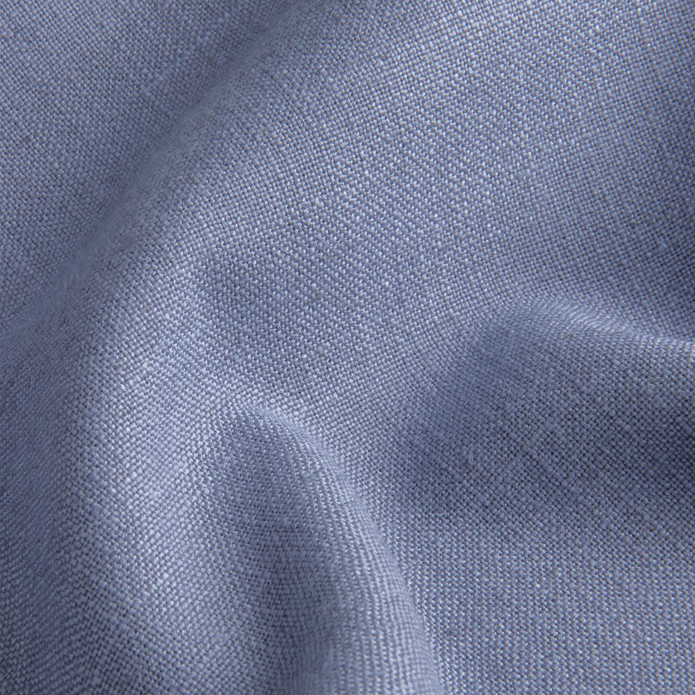 229047